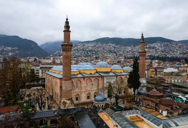 Bursa’da Festival Coşkusu Ekonomiye Yansıdı, Otel ve Restoran Sahipleri Memnun